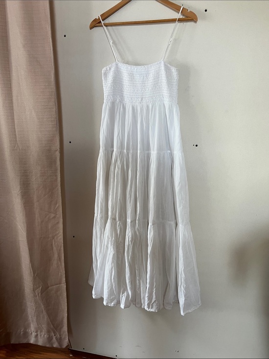 American Eagle Outfitters Dresses & Skirts - American Eagle Outfitters White Smocked Tiered Maxi Dress